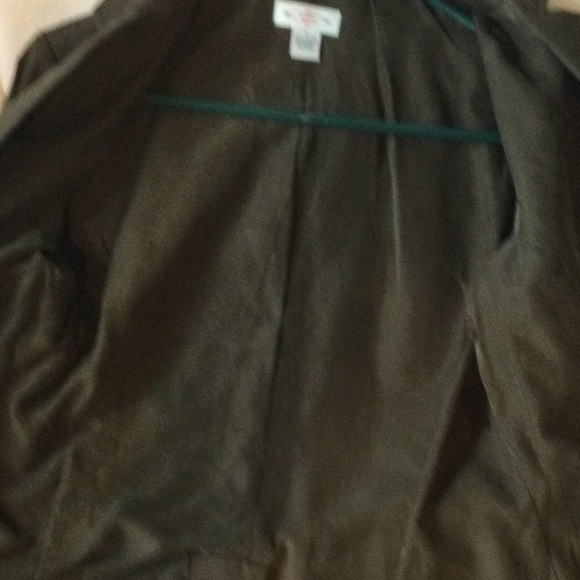 Sitwell Olive Green jacket - Picture 7 of 9